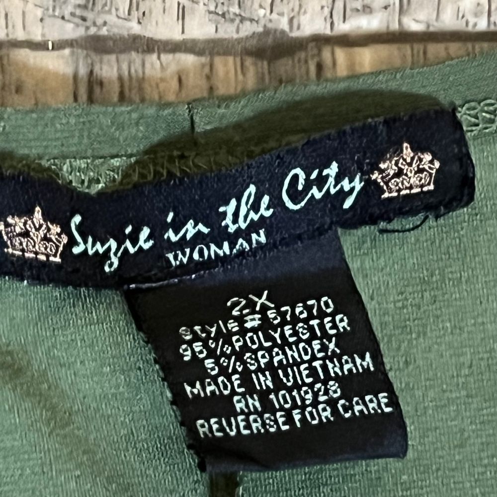 Suzie in the City Olive‎ Green Sleeveless Cowl Neck Blouse Tank Top 2X - Picture 2 of 5